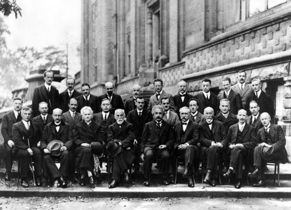 1600px-Solvay_conference_1927